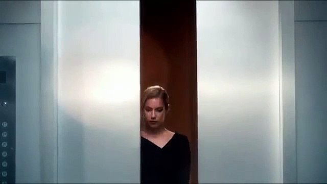 Hindsight (2015) Saison 1 - Intro (EN)