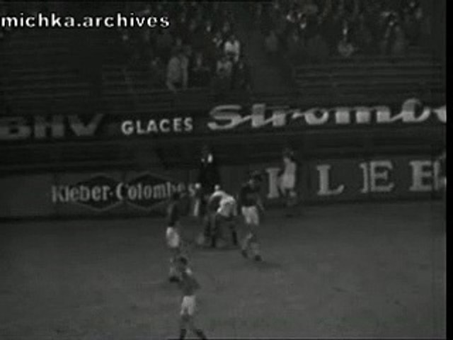 Fanion URSS/Yougoslavie - Finale Coupe D'Europe Des Nations 1960