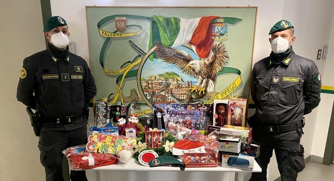 Palermo - 14mila articoli non sicuri sequestrati in due negozi cinesi (07.01.22)__