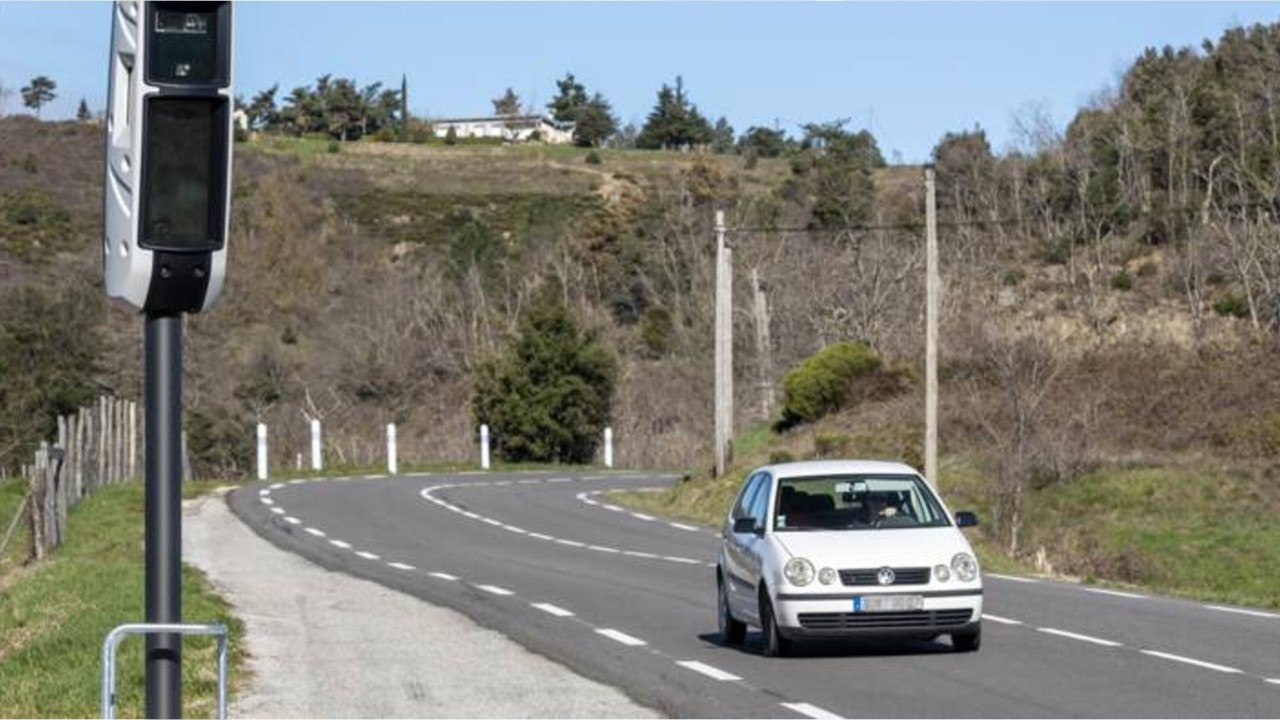 Cinq radars seront installés sur une route de 30 kilomètres (1)