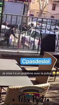 Il saccage une voiture de police... sous les yeux dun policier (Marseille)