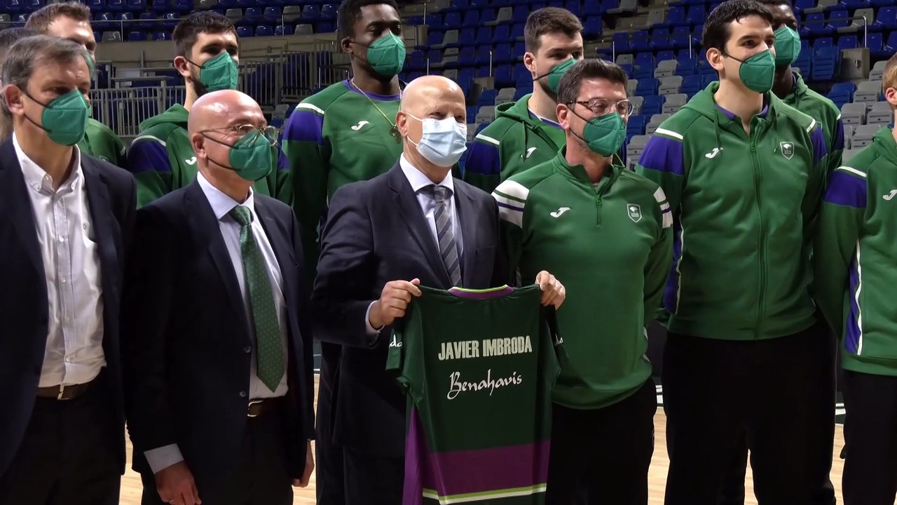 Moreno resalta que la Estrella al Mérito Deportivo de Imbroda, lo reconoce como patrimonio de Málaga