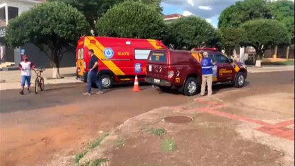 Motociclista quebra o braço em em colisão com carro na Rua São Gabriel
