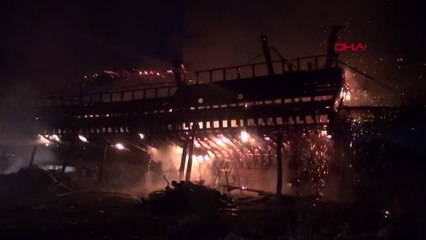 Son dakika haberleri... Manavgat'ta tekne yangını