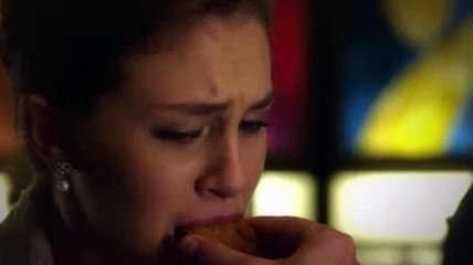 The Girl'S Guide To Depravity Season 2 Episode 1 - Girl On Girl Rule