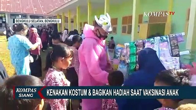 Pakai Kostum Pahlawan Super Hingga Bagikan Hadiah, Salah Satu Cara Unik Agar Anak Tak Takut Divaksin