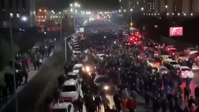 Estados Unidos aprueba la salida voluntaria de los empleados de su consulado en Kazajistán