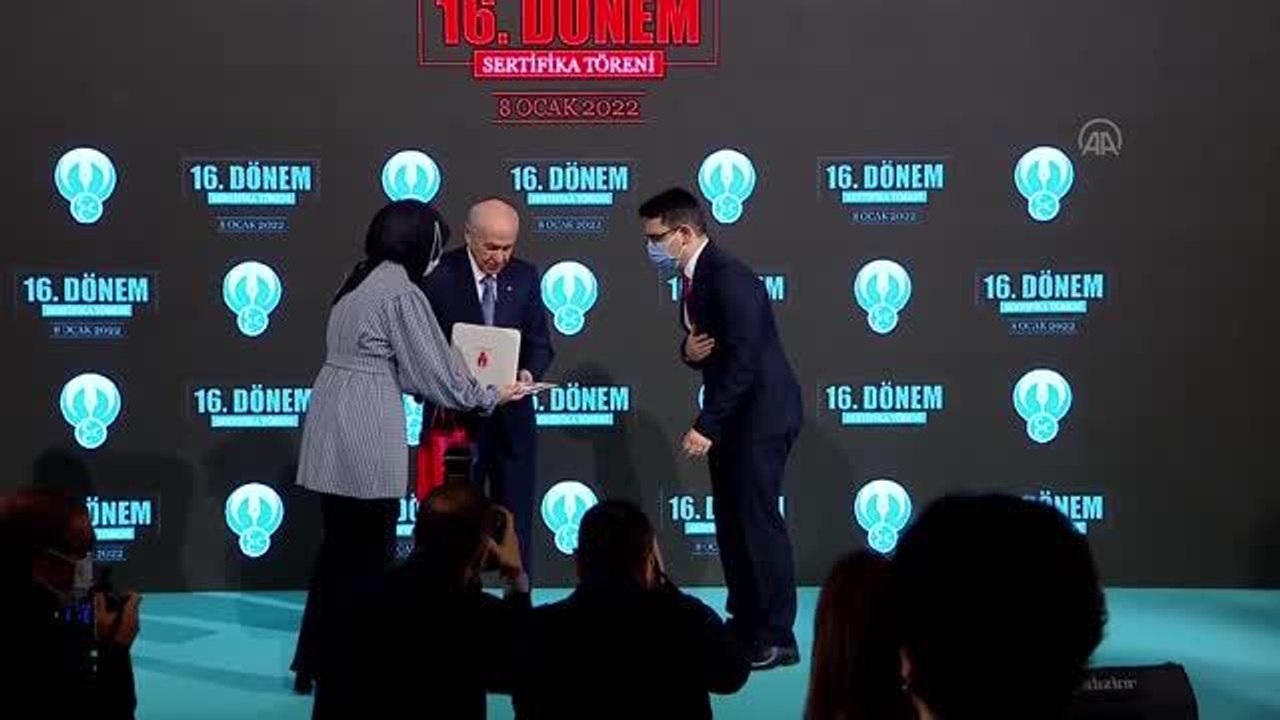 Bahçeli, MHP Siyaset ve Liderlik Okulu 16. Dönem Sertifika Töreni'ne katıldı