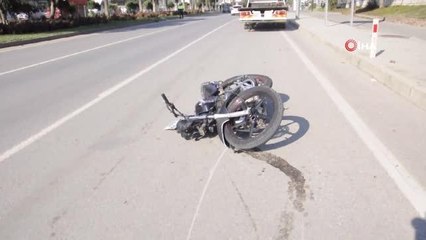 Son dakika haberi | Ambulansla doğuma giden karısını motosikletle takip eden gence otomobil çarptı