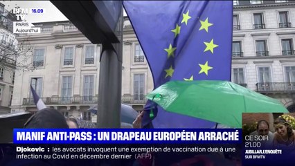 Download Video: Manifestations anti-pass: un drapeau européen démonté par les manifestants à Paris