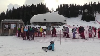 KASTAMONU - Yurduntepe Kayak Merkezi'nde hafta sonu yoğunluğu