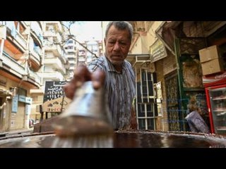 عم حودة أقدم صنايعي كنافة في الإسكندرية :  أحب أخدم العجين