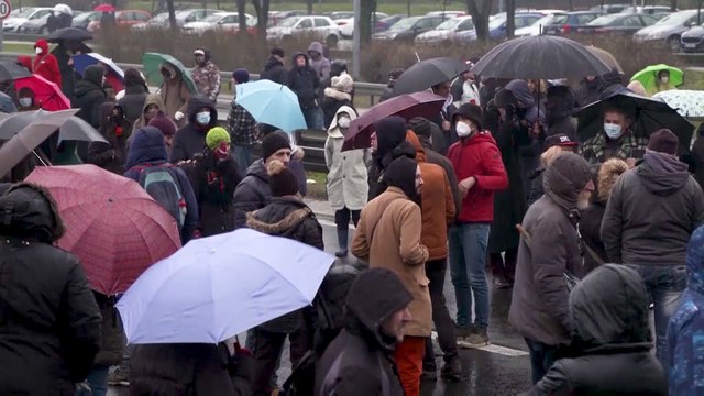 Protestos contra extração de lítio na Sérvia