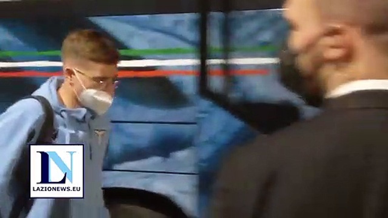 L'arrivo della squadra in hotel a Milano