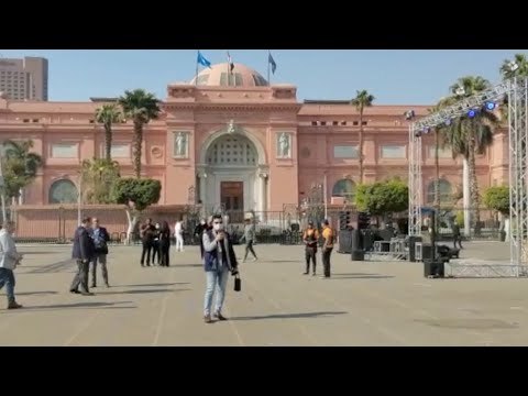 الاستعدادات النهائية قبل ساعات من انطلاق فعاليات نقل المومياوات الملكية