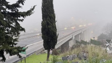 İstanbul'da sis etkili oluyor