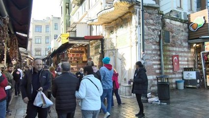 TARİHİ ÇEŞMEDE RESTORASYON SONRASI 'SU' ZARARI