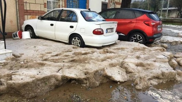 Bodrum'u dolu vurdu; evleri, iş yerlerini su bastı