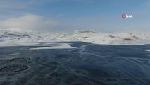 İmranlı baraj gölünde -40 derecedeki balıkçılık faaliyetleri Sibirya'yı aratmadı