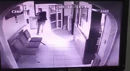 BAYILAN ÇOCUĞA İLK MÜDAHALEYİ JANDARMA KOMUTANI YAPTI, O ANLAR KAMERADA