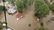 Rescatan en helicóptero a una familia aislada por las inundaciones en Australia