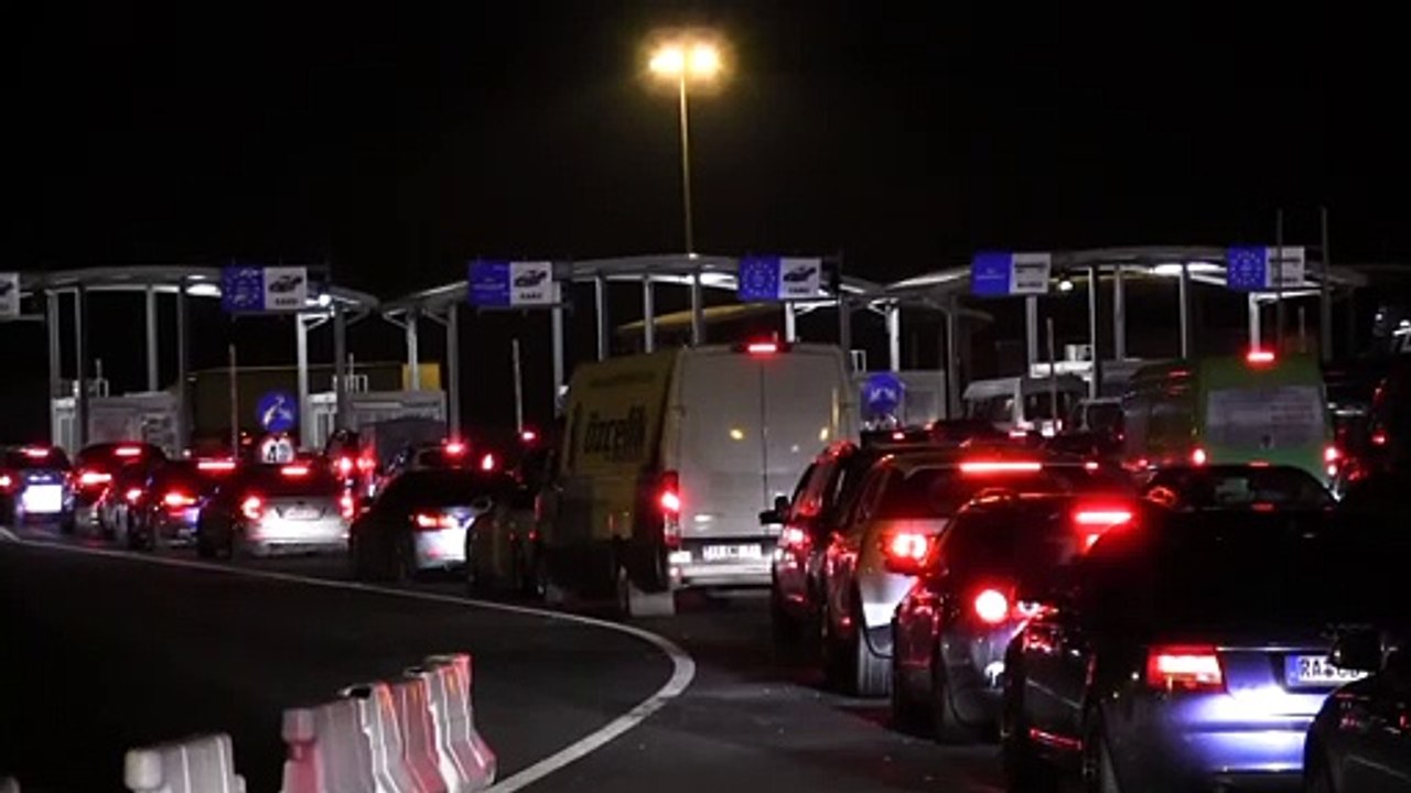 Atascos en Rumanía con el regreso de los expatriados al trabajo tras las vacaciones de Navidad