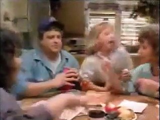 Roseanne Saison 1 - Opening (EN)