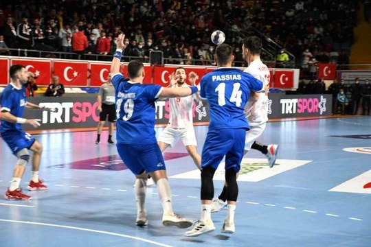 A Milli Erkek Hentbol Takımı'nın hedefi Kıbrıs Rum Kesimi'ni mağlup etmek