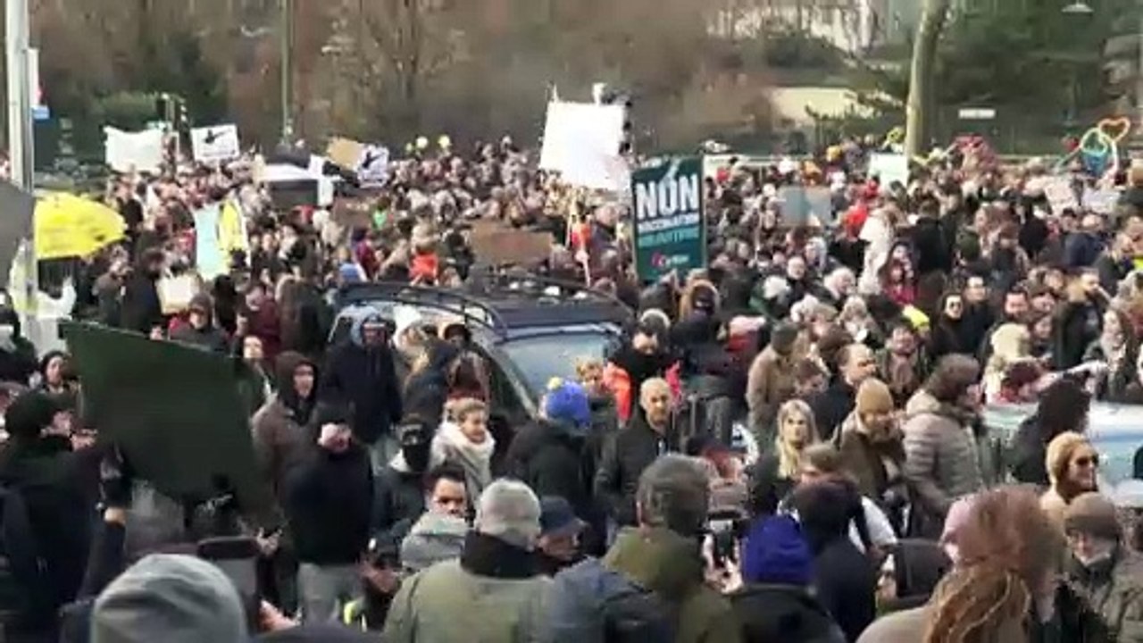 Impfgegner beklagen "totalitäres system im chinesischen stil"