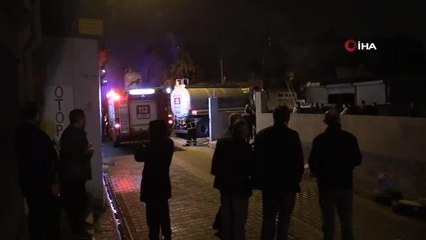 Müstakil ev yangında tamamen kül oldu