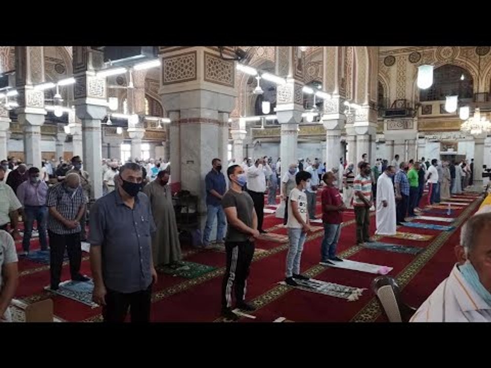 حتى بيوت الله لم تسلم من السرقة.. ماذا رصدت كاميرات المساجد؟