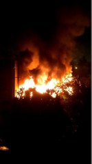 TEK KATLI EV, YANGINDA KÜLE DÖNDÜ