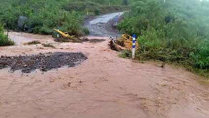 Estrada Campo do Costa, em Macacos, com interdição