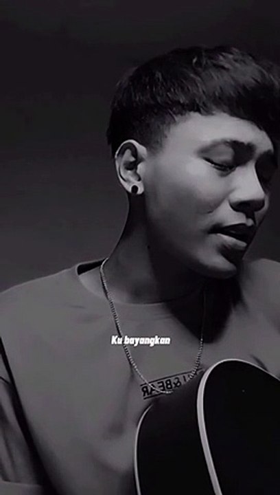 Cover lagu 0102