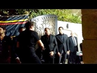 وليد منصور وهاني رمزي وحكيم في عزاء شقيق رامي صبري