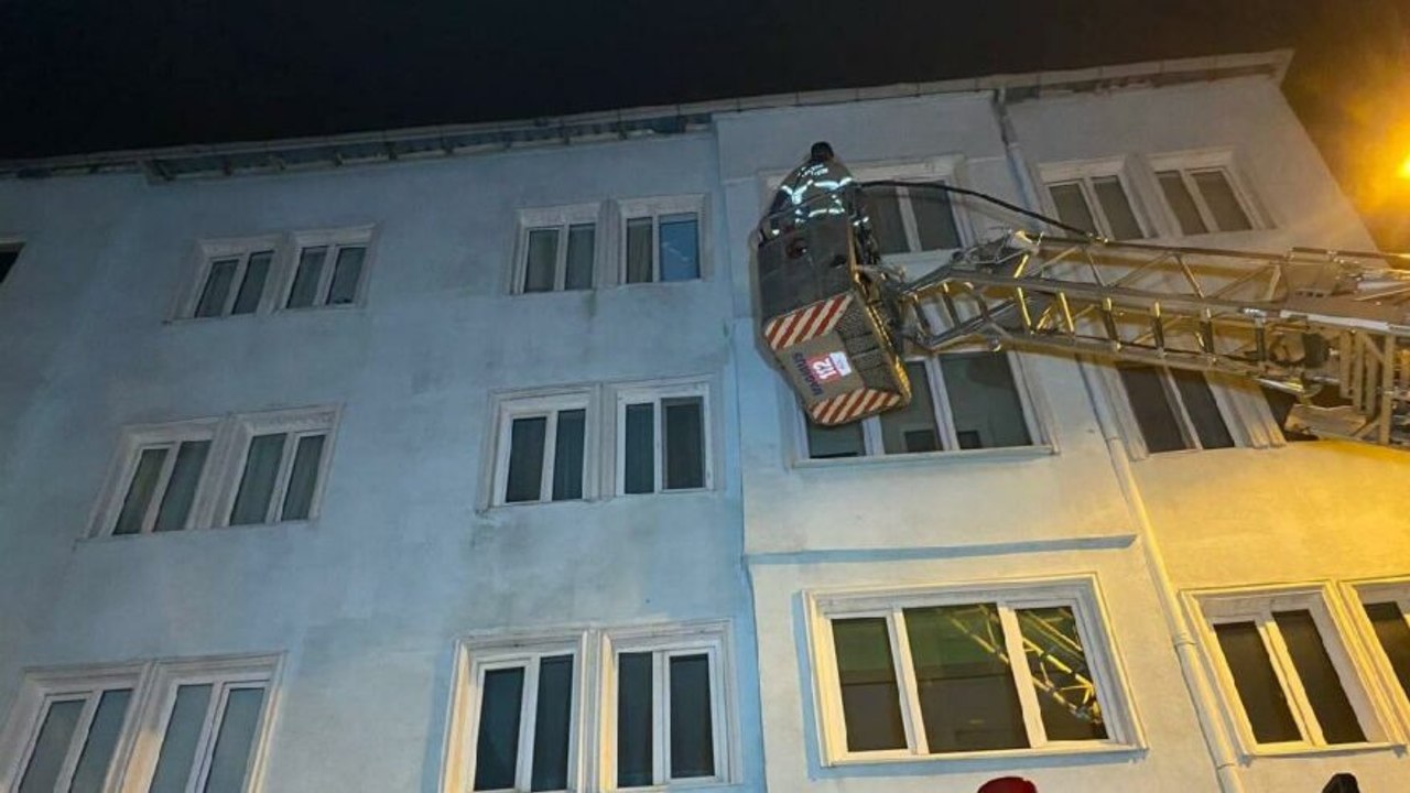 Ekipleri alarma geçiren genç, evinde uyurken bulundu
