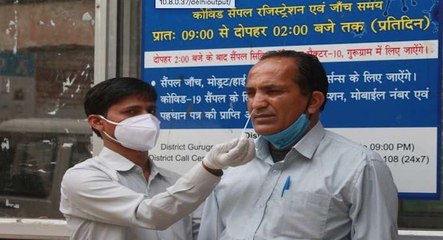 देश में पिछले 24 घंटे में 1.79 लाख नए कोरोना के मामले, 146 मरीज़ों की मौत