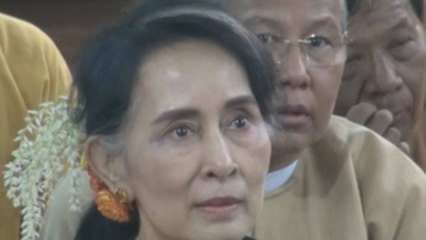 Suu Kyi condenada a 4 años de cárcel en dos sentencias de la justicia birmana