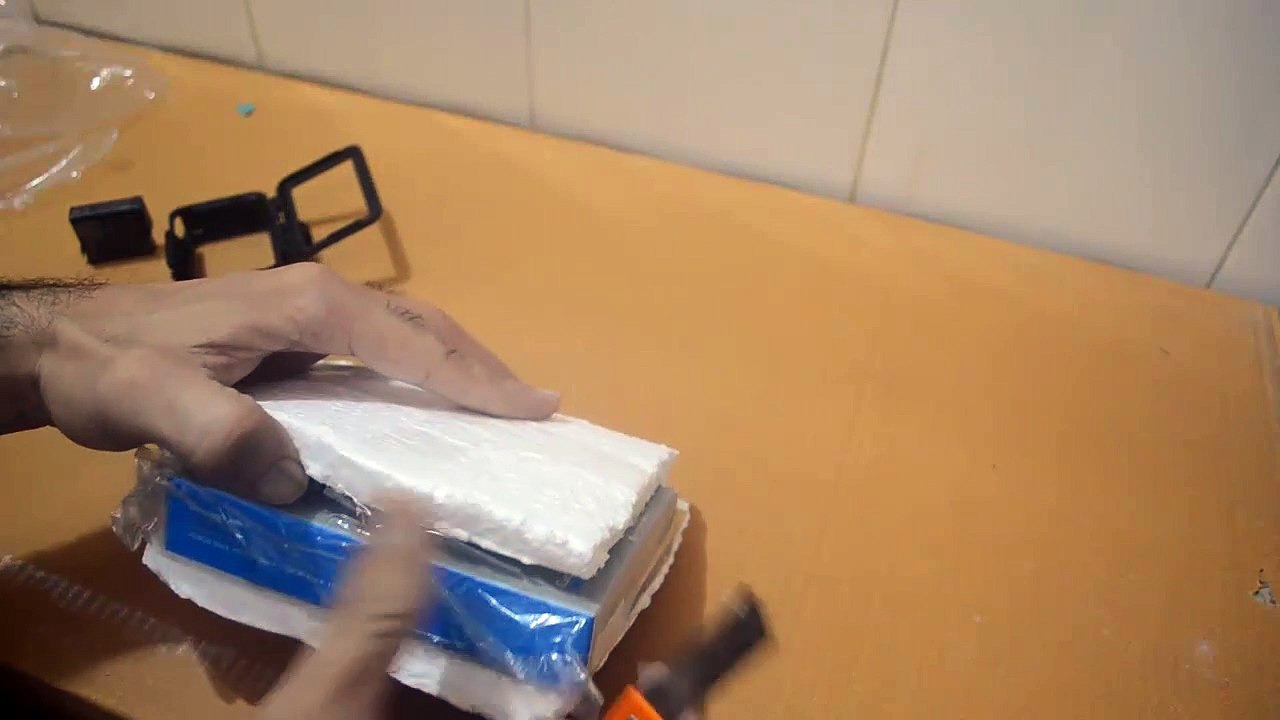 Unboxing and Review of gopro hero 5 battery