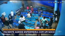 Um vídeo flagrou uma enfermeira sendo agredida por um paciente em Guarulhos, região metropolitana de São Paulo. O agressor empurra, dá um soco na profissional e vai embora do local.