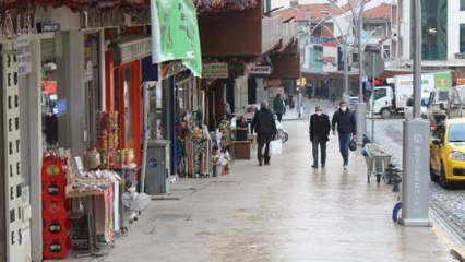 Télécharger la video: Belediye aşı olmayana ruhsat vermeyecek