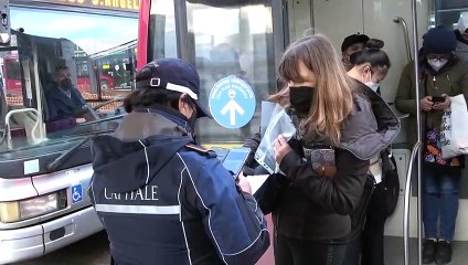 Super Green Pass su mezzi pubblici a Roma, la polizia municipale: "Da cittadini risposta favorevole"