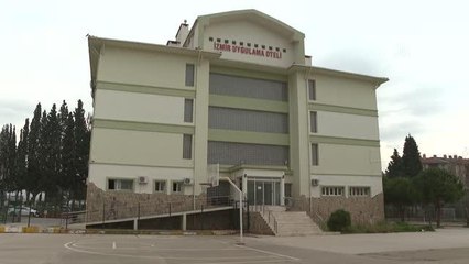 Meslek liseliler glüten ve şeker içermeyen kek üretti