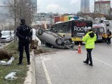 Ümraniye'de takla atan otomobilin sürücüsü yaralandı