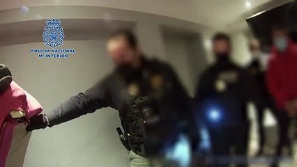 Operación policial en Los Pajaritos con dos detenidos