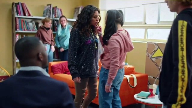 Plus belle la vie : [Indiscrétion] - Une bagarre éclate à Scotto