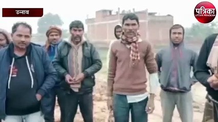 आक्रोशित ग्रामीणों ने अन्ना पशुओं के साथ किया यह काम