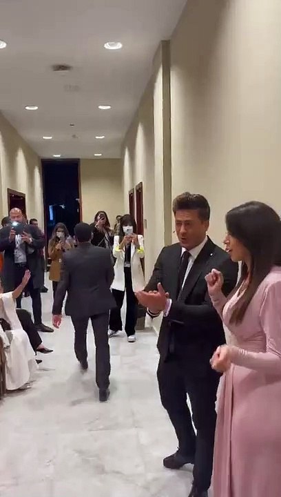المشاركون فى منتدى شباب العالم يغنون بيلا تشاو خلف الكواليس
