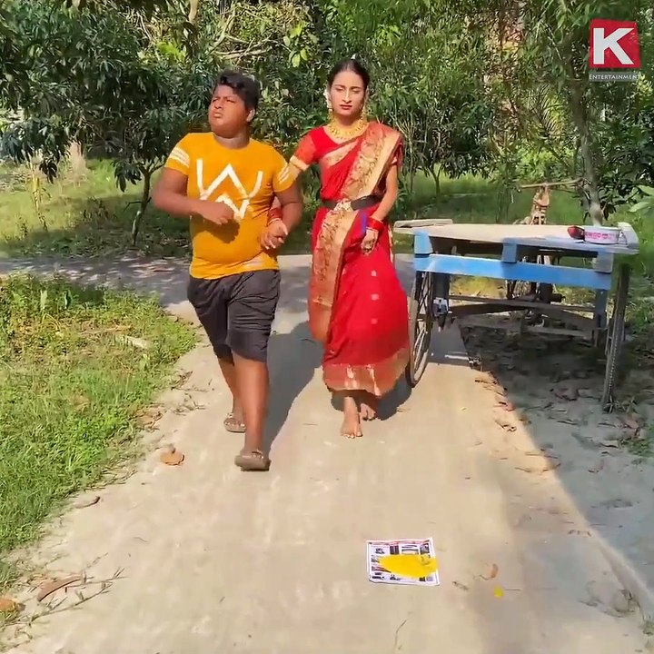 Aksi si bocil yang lagi jatuh cinta bikin ngakak