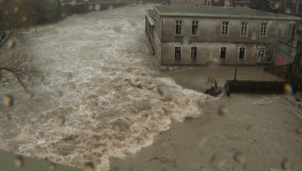 Heavy rain causes river to overflow banks in France
